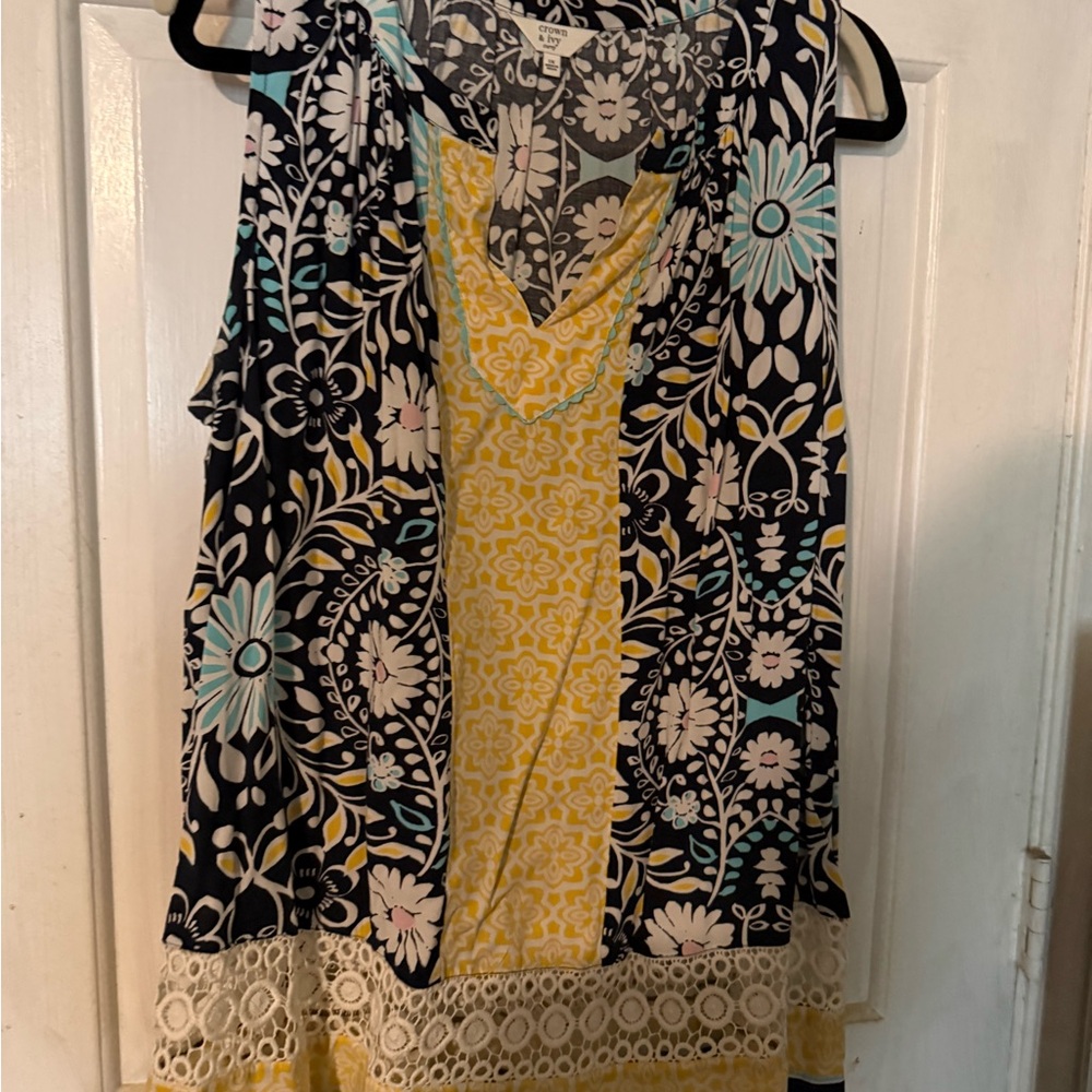 Crown & Ivy Floral Sleeveless Blouse - Yellow, Black, Blue - Picture 2 of 4